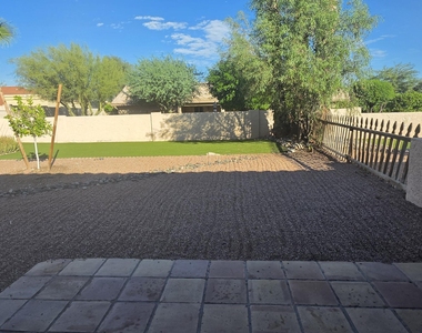 14044 N Brunswick Drive - Photo Thumbnail 13