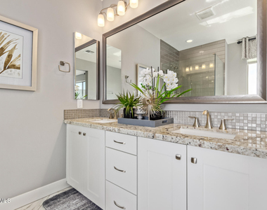 23376 N 73rd Way - Photo Thumbnail 17