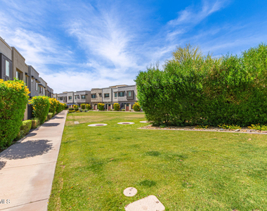 23376 N 73rd Way - Photo Thumbnail 30