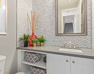 23376 N 73rd Way - Photo Thumbnail 13
