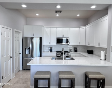 16420 N Thompson Peak Parkway - Photo Thumbnail 2