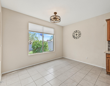 25719 N Cinch Drive - Photo Thumbnail 8