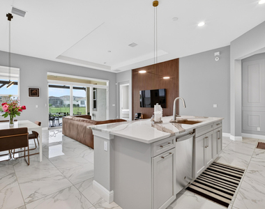 12136 Fortezza Way - Photo Thumbnail 34
