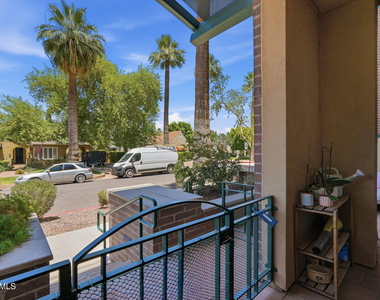 17 W Vernon Avenue - Photo Thumbnail 5