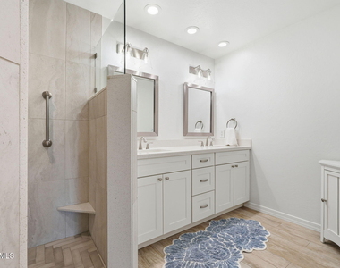 17 W Vernon Avenue - Photo Thumbnail 24