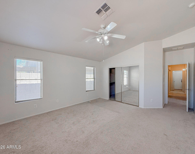 43676 W Wade Drive - Photo Thumbnail 19