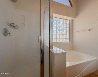 43676 W Wade Drive - Photo Thumbnail 23