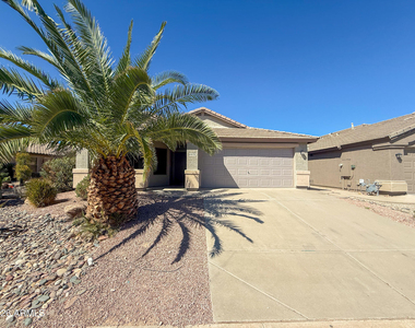 43676 W Wade Drive - Photo Thumbnail 1