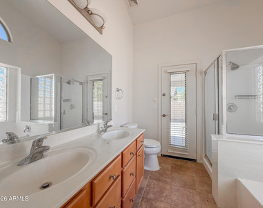 43676 W Wade Drive - Photo Thumbnail 22