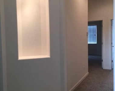 1502 E Dunlap Avenue - Photo Thumbnail 13
