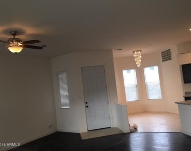 1502 E Dunlap Avenue - Photo Thumbnail 6
