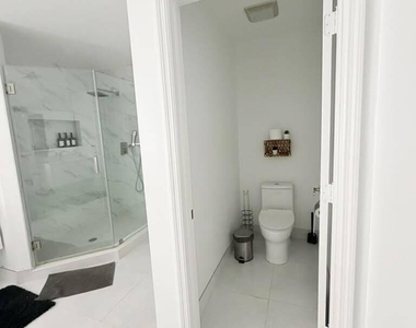 4251 E Seneca Avenue - Photo Thumbnail 25
