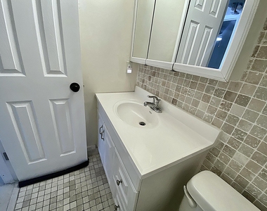 27 Richmond D Crescent - Photo Thumbnail 17