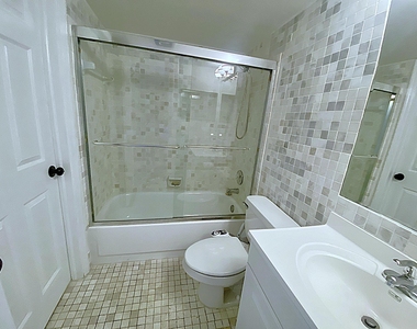 27 Richmond D Crescent - Photo Thumbnail 24