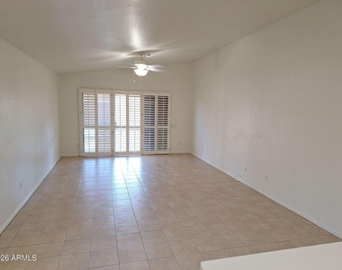 507 W Bluefield Avenue - Photo Thumbnail 4