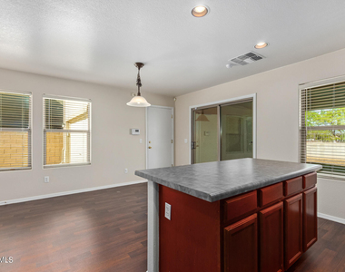 17255 N 184th Drive - Photo Thumbnail 17