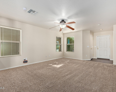 17255 N 184th Drive - Photo Thumbnail 8