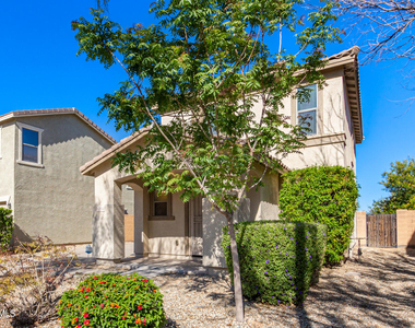 17255 N 184th Drive - Photo Thumbnail 5