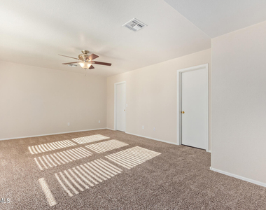 17255 N 184th Drive - Photo Thumbnail 22