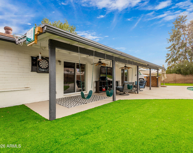 2612 W Osage Circle - Photo Thumbnail 22