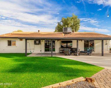 2612 W Osage Circle - Photo Thumbnail 23