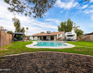 2612 W Osage Circle - Photo Thumbnail 25