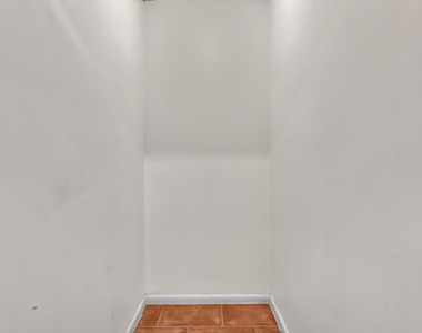 900 Ne 18th Avenue - Photo Thumbnail 15