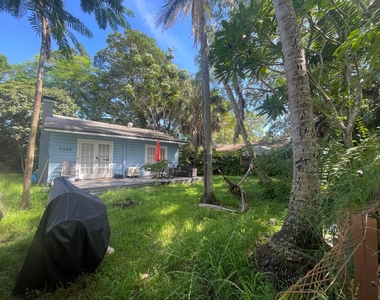 2208 Sw 18th Avenue - Photo Thumbnail 13