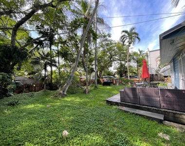 2208 Sw 18th Avenue - Photo Thumbnail 4