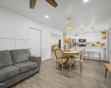 2558 E Baltimore Street - Photo Thumbnail 17