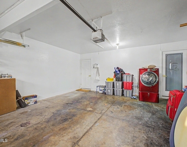 2558 E Baltimore Street - Photo Thumbnail 33