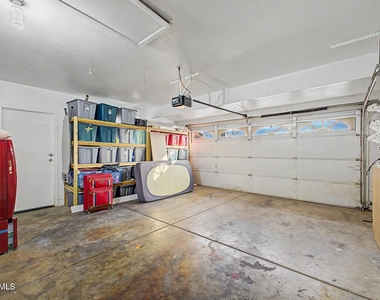 2558 E Baltimore Street - Photo Thumbnail 34
