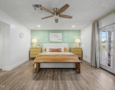 2558 E Baltimore Street - Photo Thumbnail 20