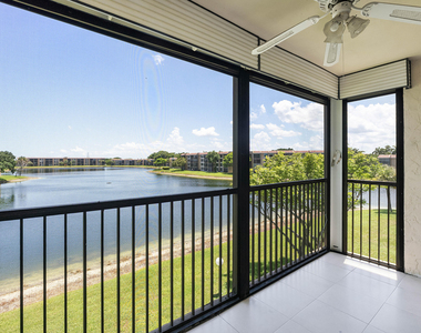5828 Coral Lake Drive - Photo Thumbnail 13