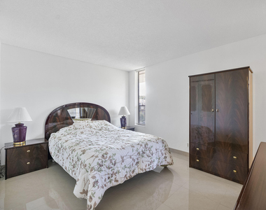 5828 Coral Lake Drive - Photo Thumbnail 18