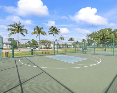 5828 Coral Lake Drive - Photo Thumbnail 43
