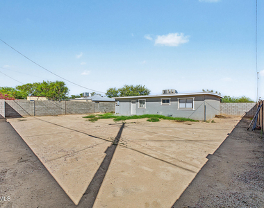 919 E Vineyard Road - Photo Thumbnail 19