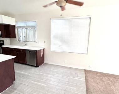 3552 S Cosmos Drive - Photo Thumbnail 7