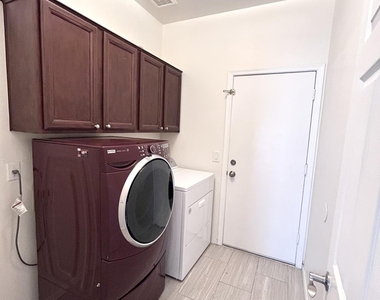 3552 S Cosmos Drive - Photo Thumbnail 10