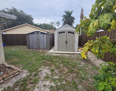 18451 Spanish Isles Place - Photo Thumbnail 19