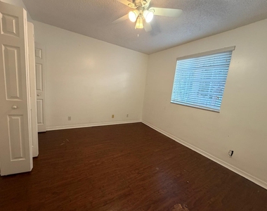 3947 San Simeon Lane - Photo Thumbnail 17