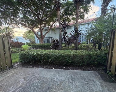 3947 San Simeon Lane - Photo Thumbnail 12