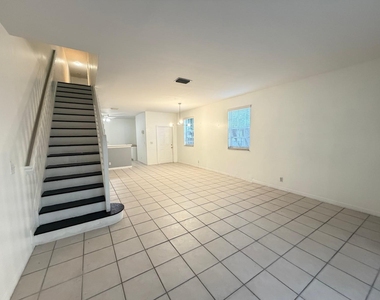 3947 San Simeon Lane - Photo Thumbnail 13
