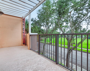 10560 Sw Stephanie Way - Photo Thumbnail 35