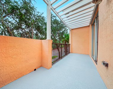 10560 Sw Stephanie Way - Photo Thumbnail 36