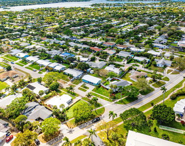 371 Saturn Avenue - Photo Thumbnail 36