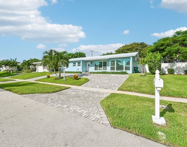 371 Saturn Avenue - Photo Thumbnail 28