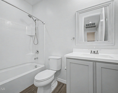 13329 W Lariat Lane - Photo Thumbnail 24