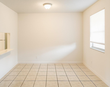 1151 Ne 17th Court - Photo Thumbnail 3