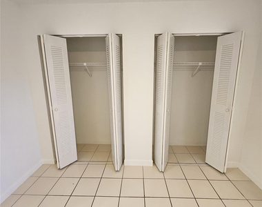 1151 Ne 17th Court - Photo Thumbnail 5